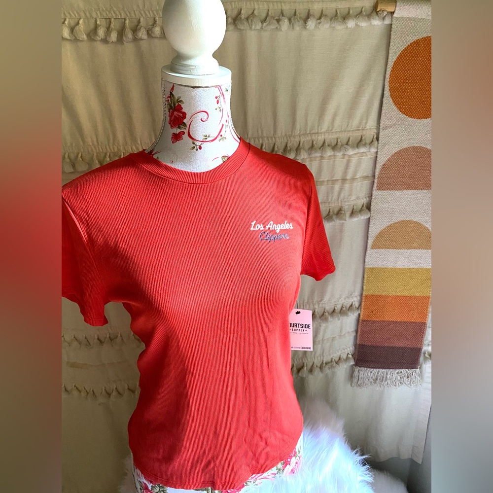 Women's Red Short Sleeve Tee